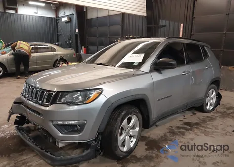 2019 Jeep Compass Latitude Fwd from USA, damaged, VIN 3C4NJCBB6KT851065